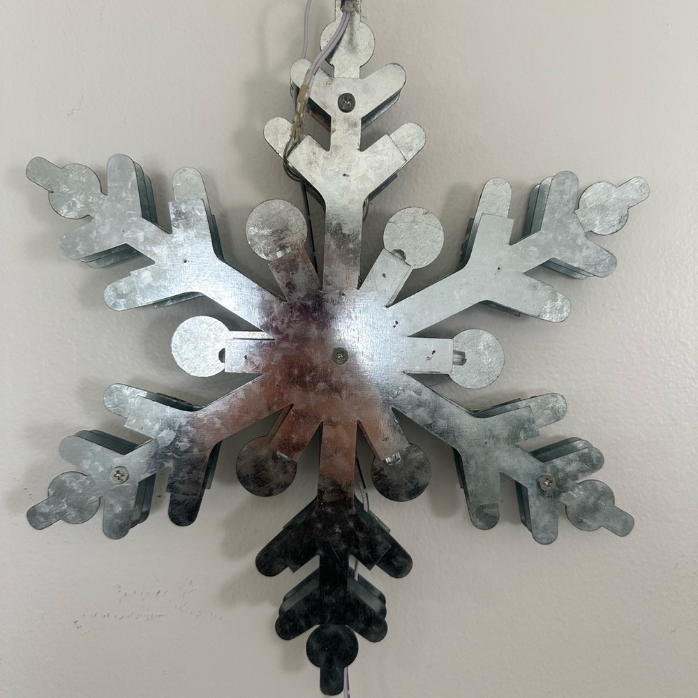 Metallic Snowflake Wall Decor